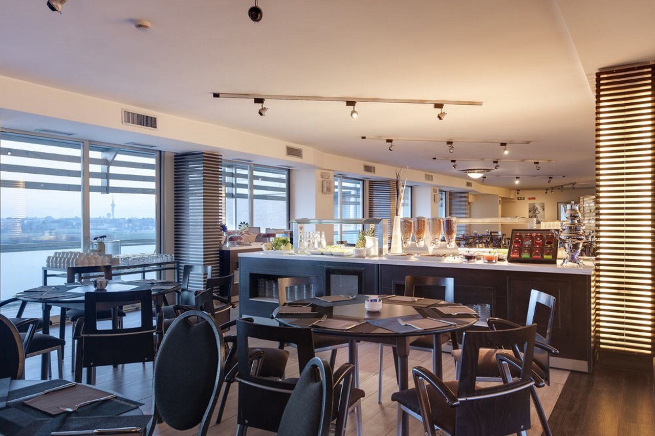 罗马西方阿兰公园酒店